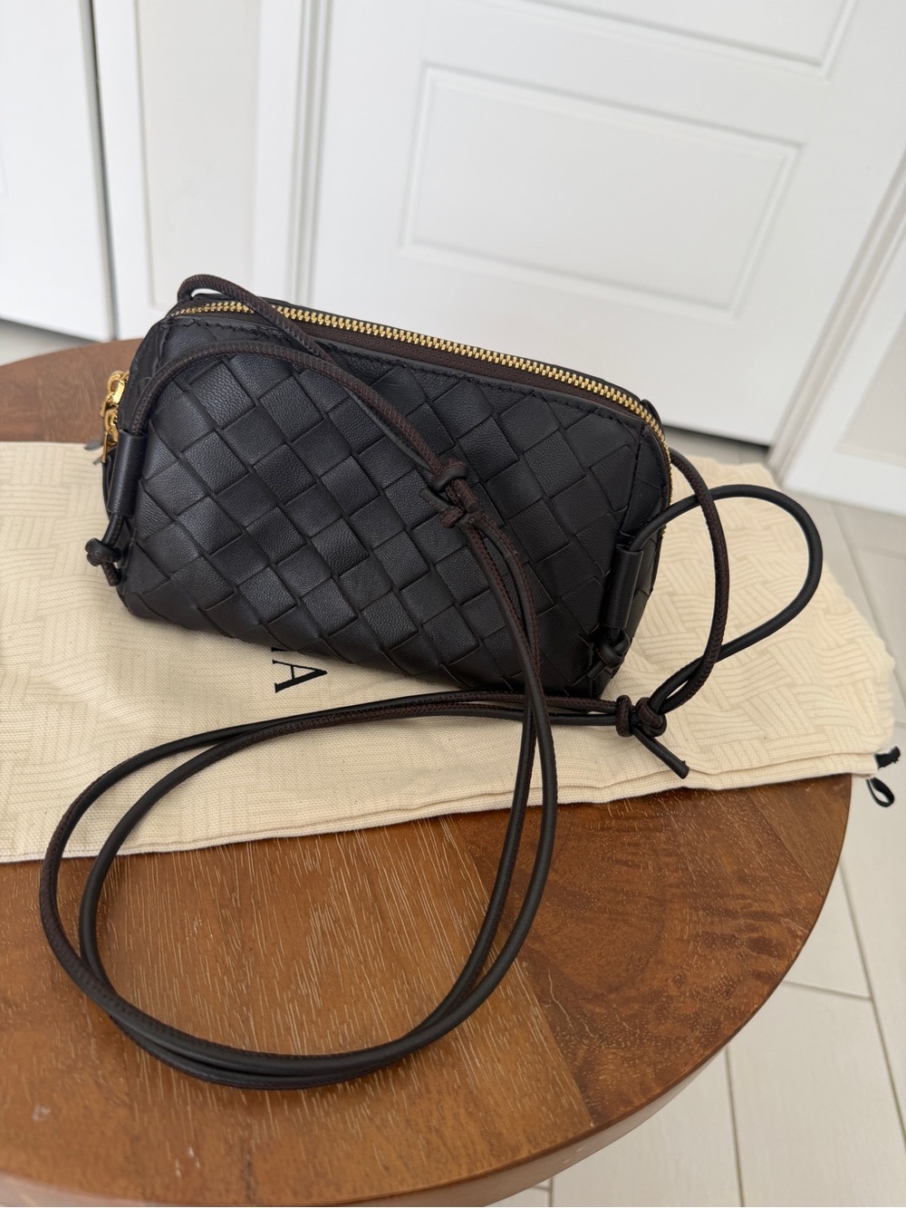 Bottega Veneta Intrecciato Nappa Leather Concert Pouch - Picture 12 of 12